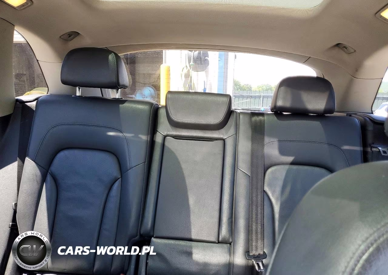 2012 Audi Q5 Premium Plus VIN:WA1LFAFP0CA066482 - 10