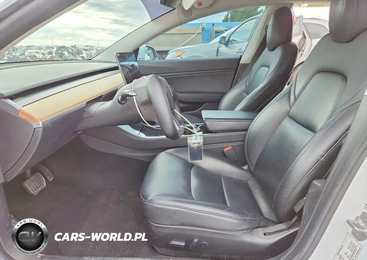 2019 Tesla Model 3 VIN:5YJ3E1EBXKF436955 - 7