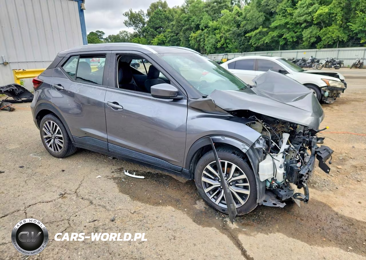 2021 Nissan Kicks Sv VIN:3N1CP5CV4ML473649 - 4