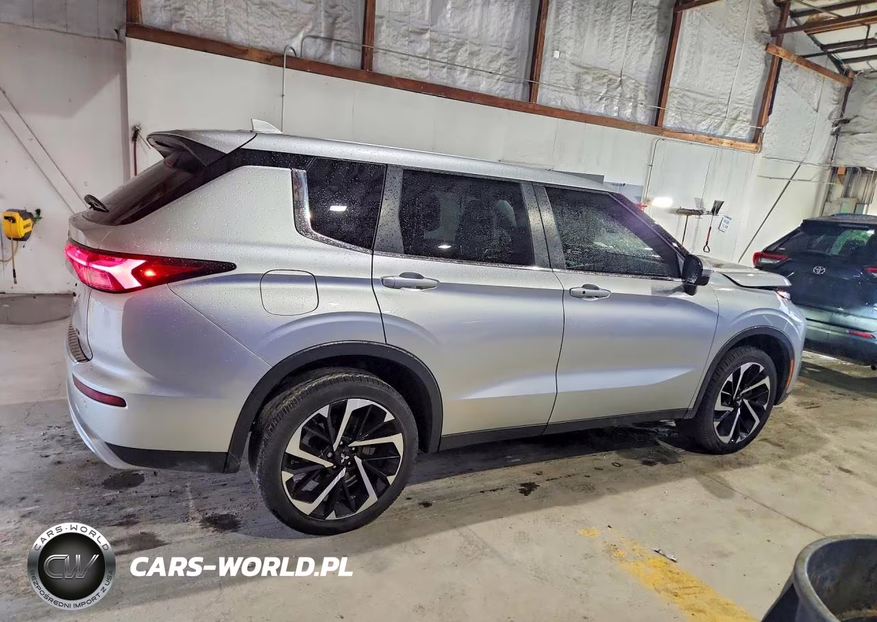 2024 Mitsubishi Outlander Se VIN:JA4J4VA85RZ057629 - 3
