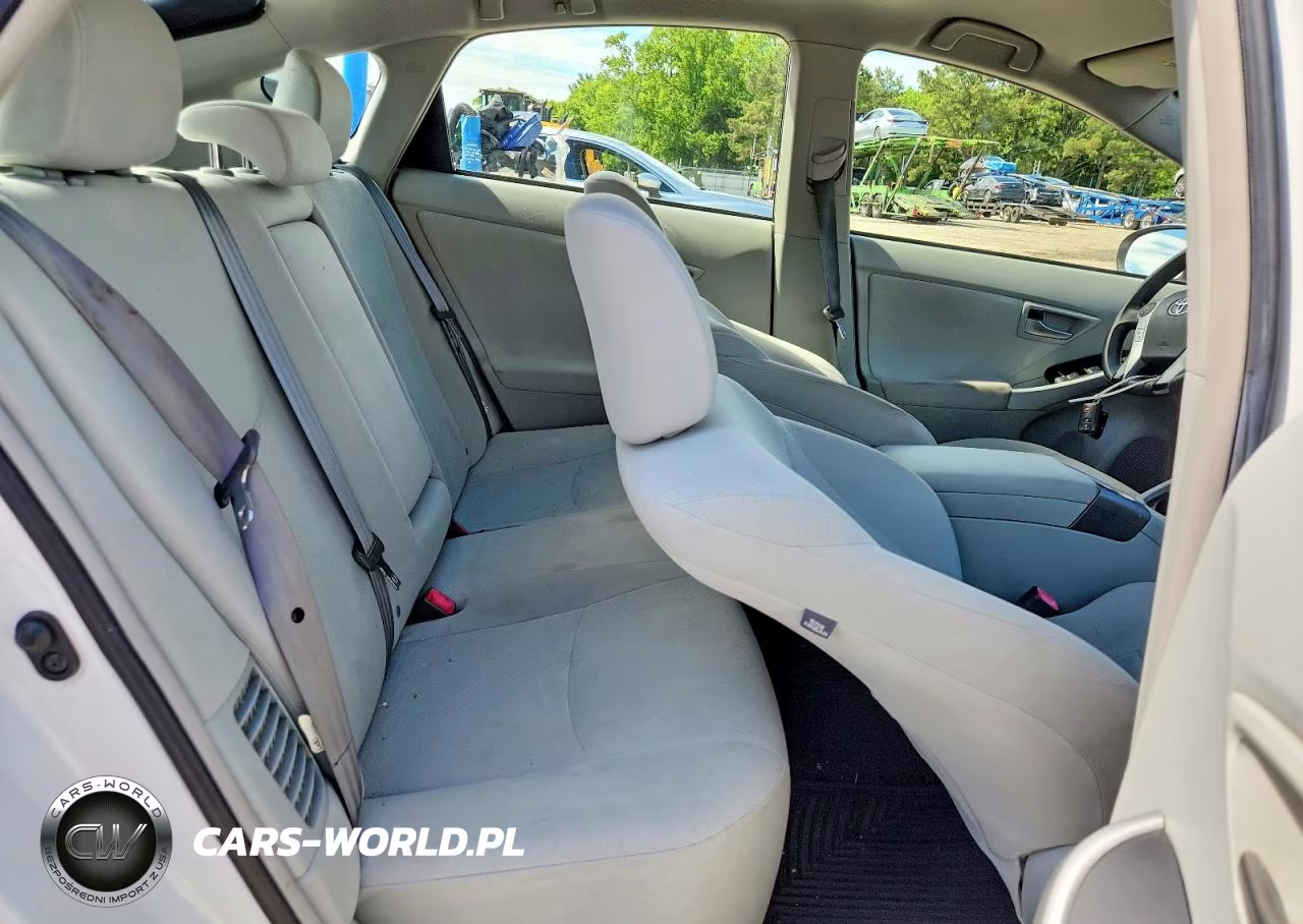 2012 Toyota Prius Two VIN:JTDKN3DU0C0334476 - 10