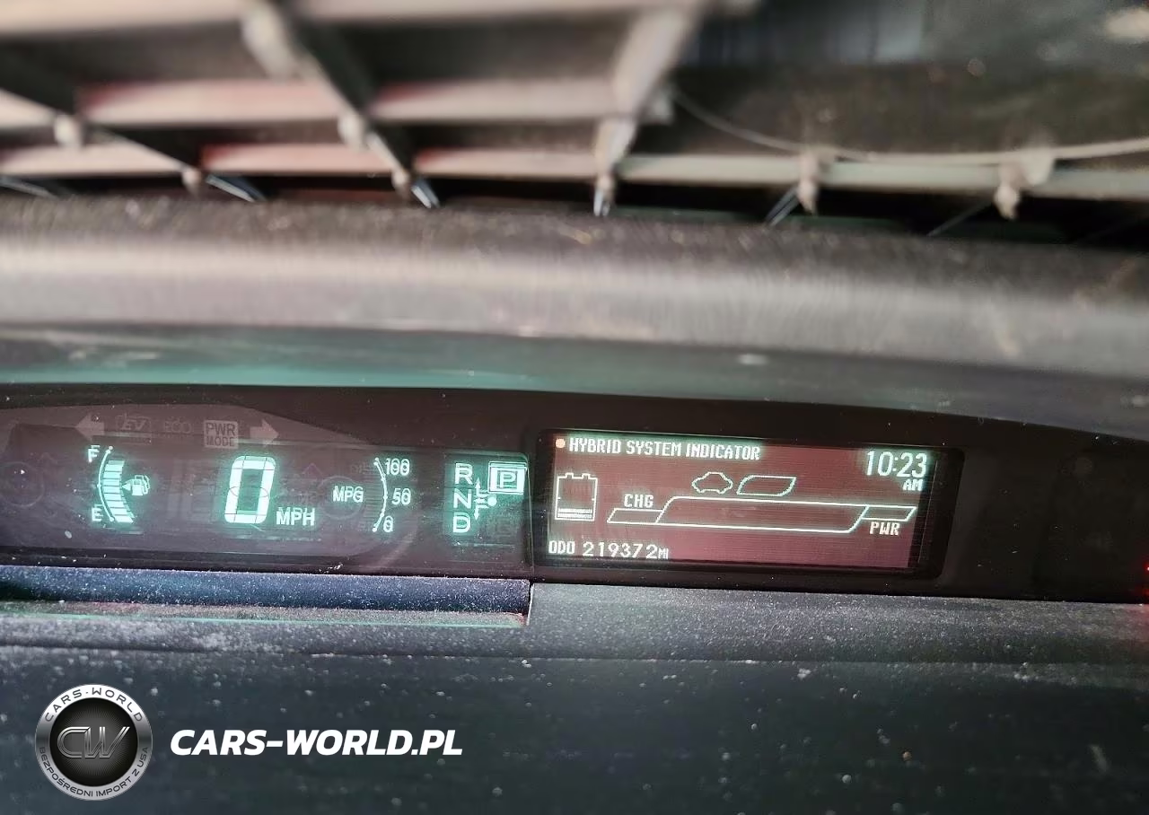 2012 Toyota Prius Two VIN:JTDKN3DU0C0334476 - 9