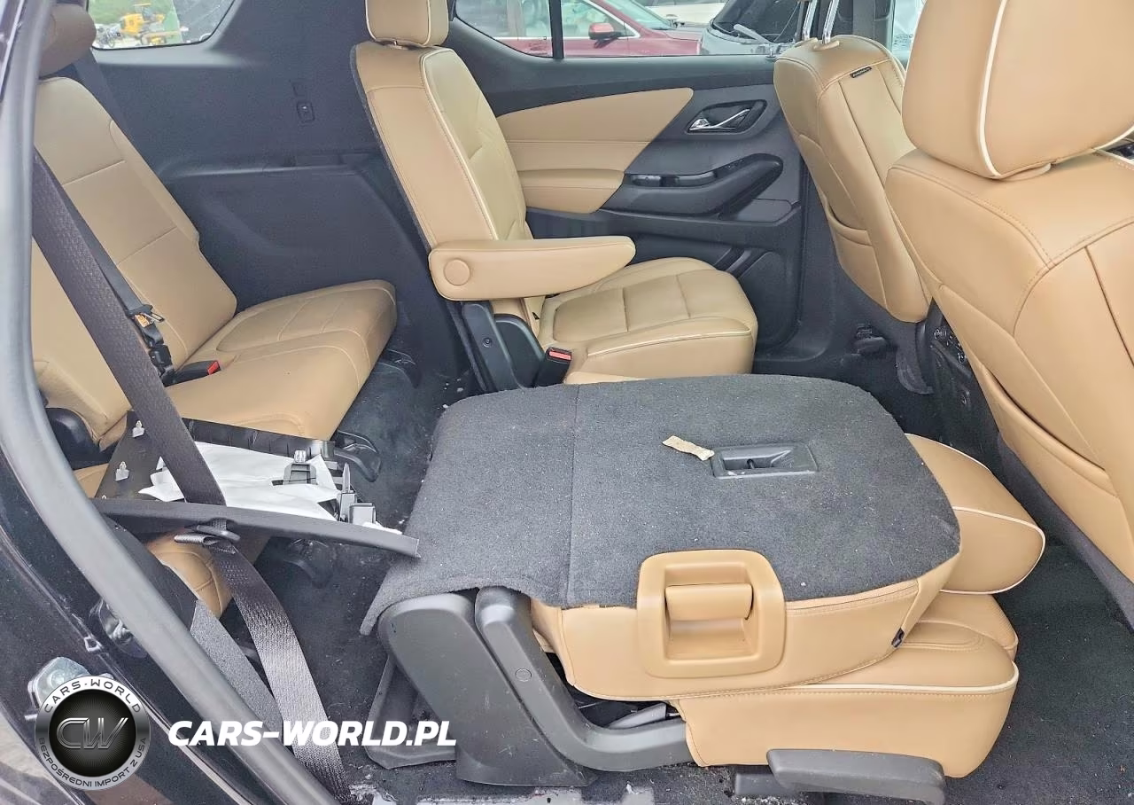 2023 Chevrolet Traverse Premier VIN:1GNEVKKW5PJ108209 - 11