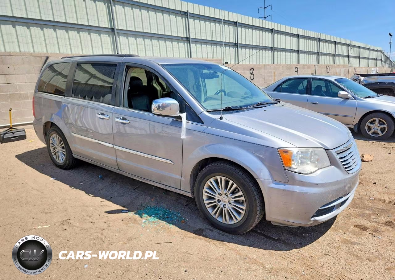2015 Chrysler Town & Country Touring L VIN:2C4RC1CG9FR628098 - 4