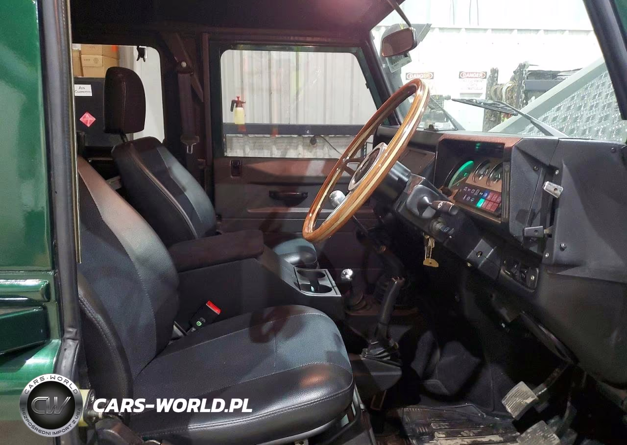1993 Landrover Defender 90 VIN:SALLDVAF7KA921679 - 7
