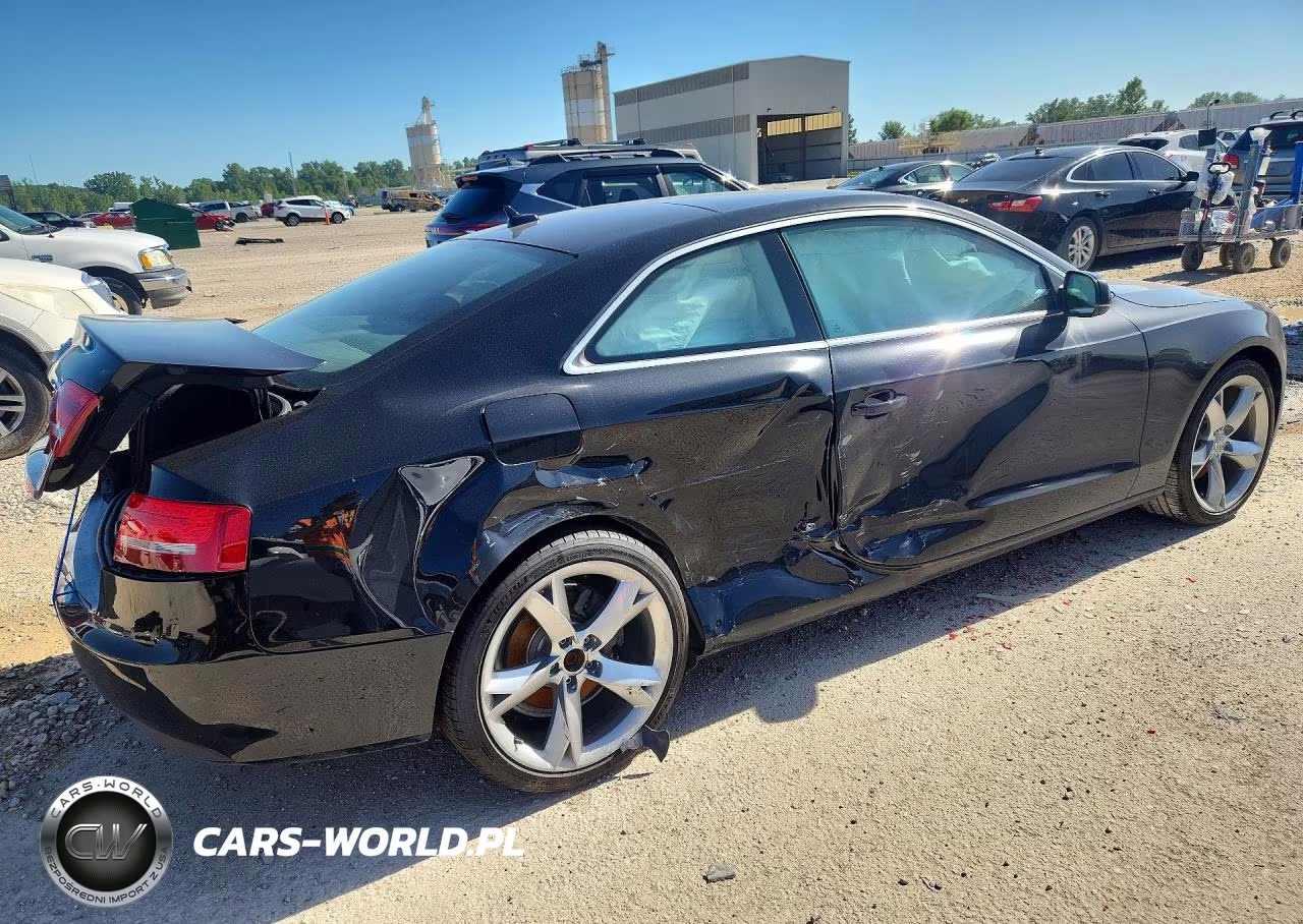 2012 Audi A5 Premium Plus VIN:WAULFAFRXCA000719 - 3