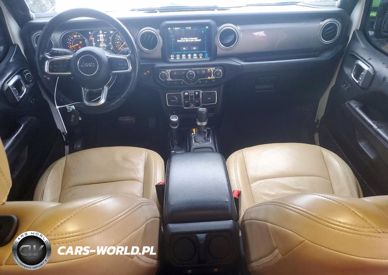 2019 Jeep Wrangler Unlimited Sahara VIN:1C4HJXEN0KW520633 - 8