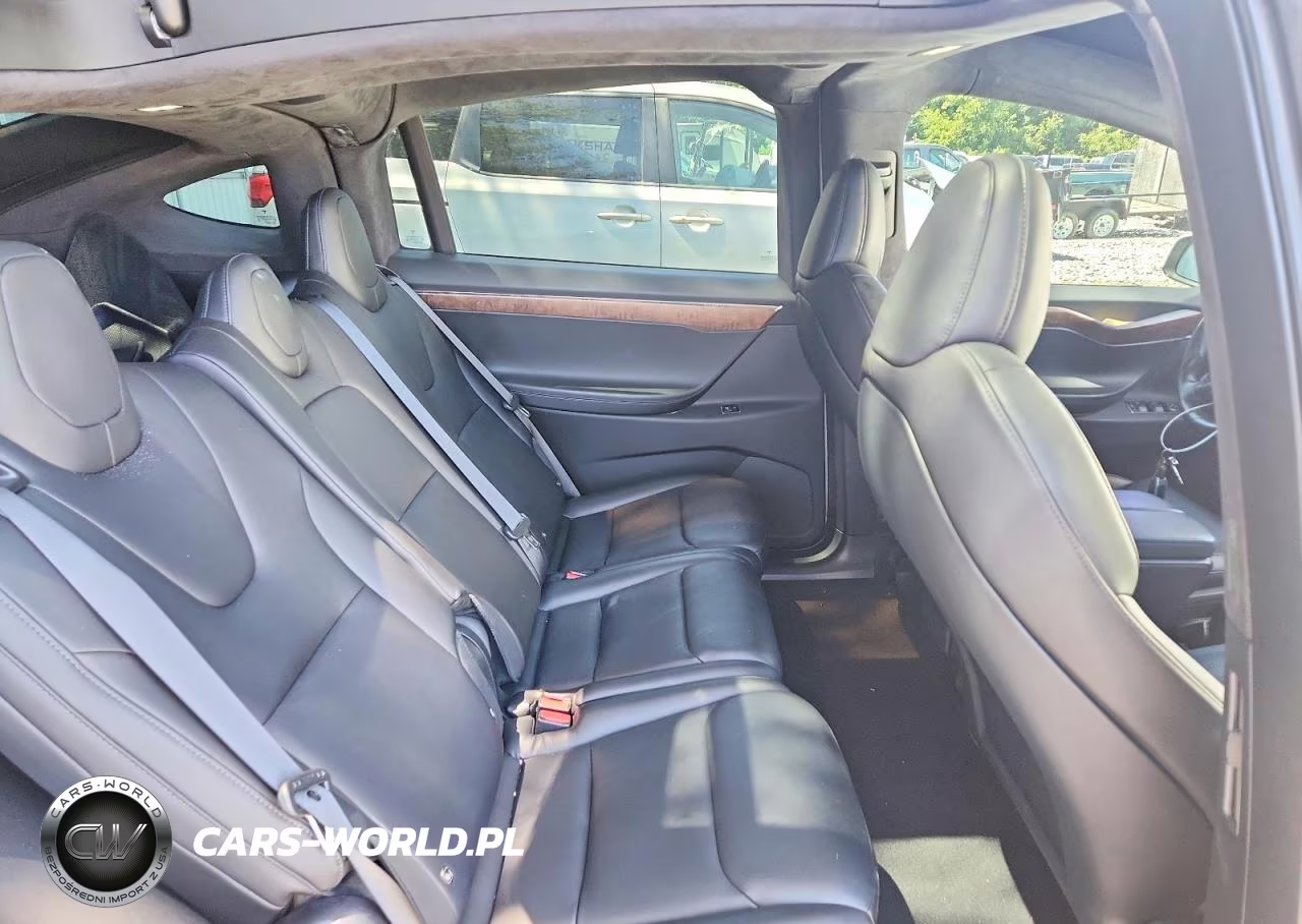 2020 Tesla Model X VIN:5YJXCDE22LF249767 - 10