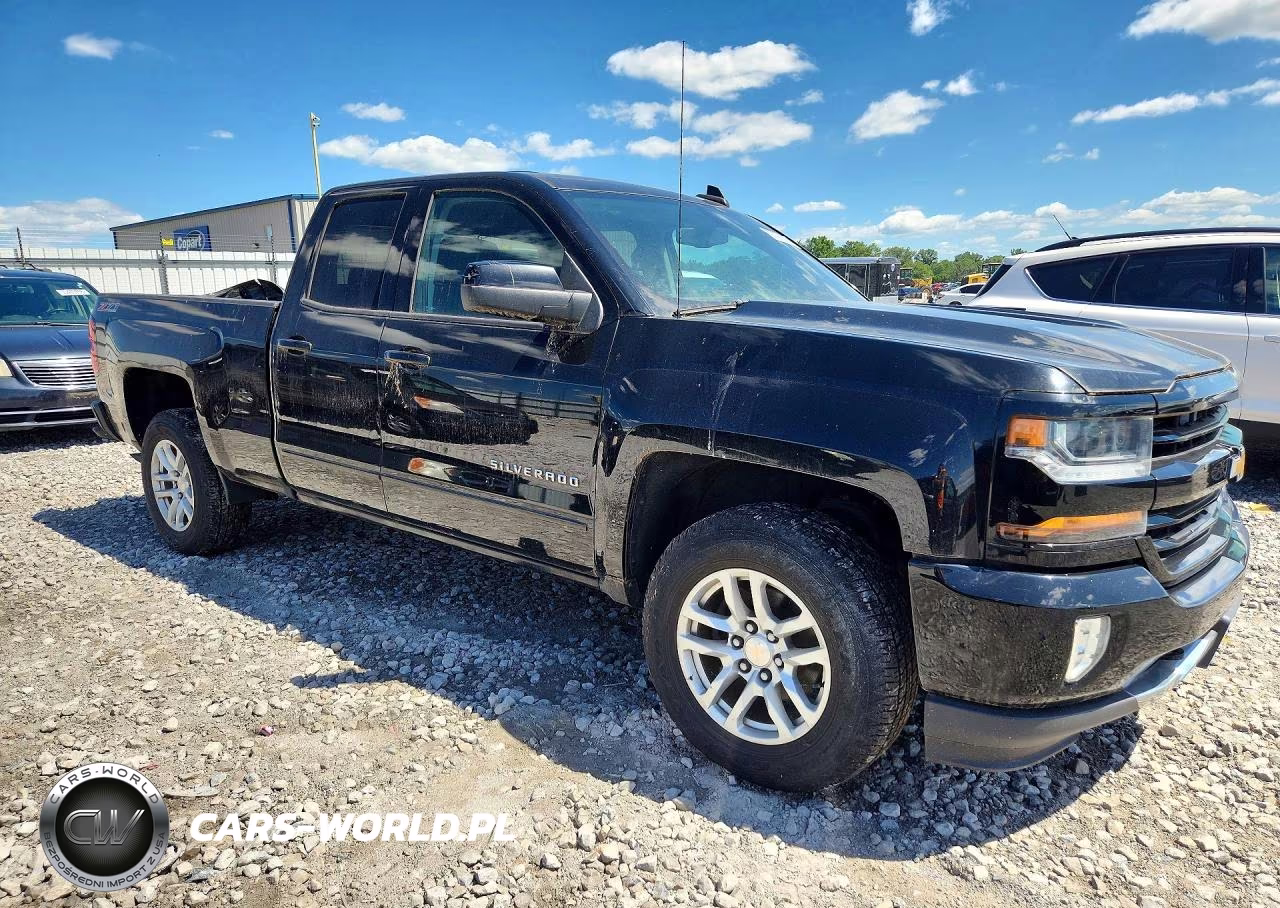 2017 Chevrolet Silverado K1500 Lt VIN:1GCVKREC9HZ210885 - 4