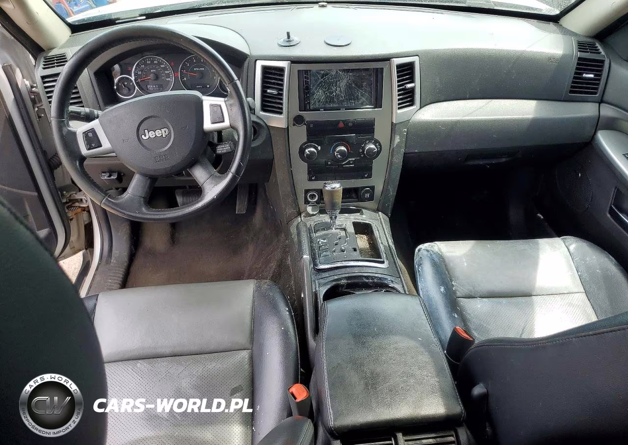 2009 Jeep Grand Cherokee Laredo VIN:1J8GR48K79C527071 - 8