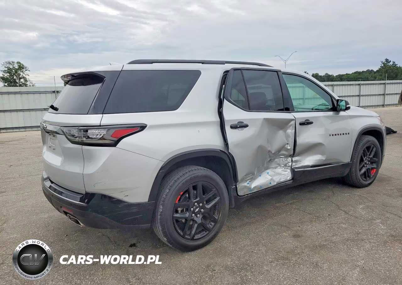 2020 Chevrolet Traverse Premier VIN:1GNERKKW5LJ190859 - 3