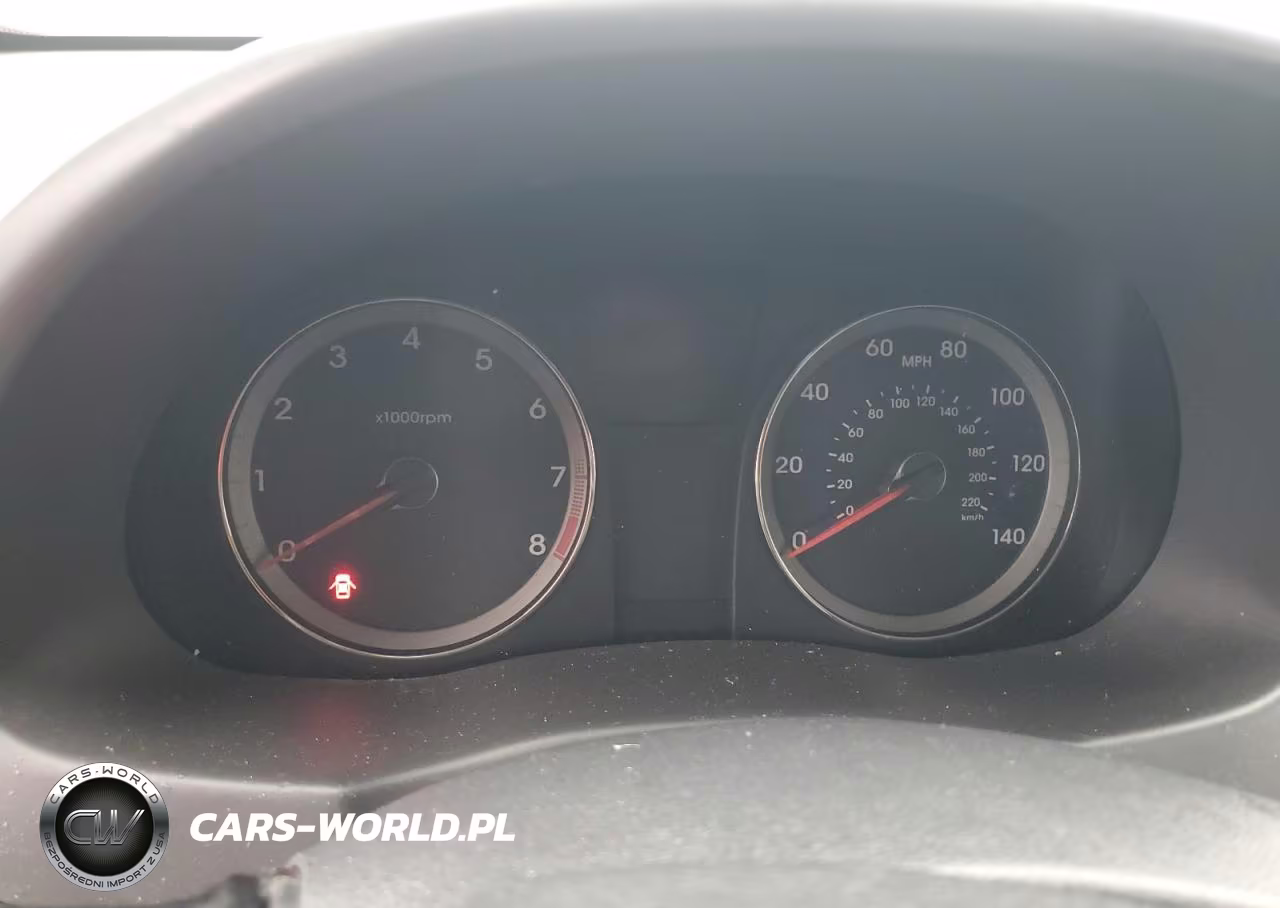 2013 Hyundai Accent Se VIN:KMHCU5AE1DU060467 - 9
