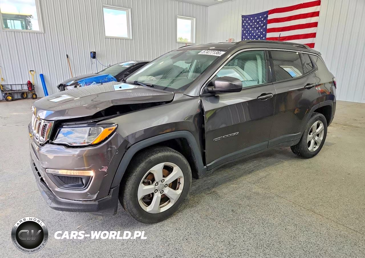 2018 Jeep Compass Latitude VIN:3C4NJDBB9JT485574 - 1
