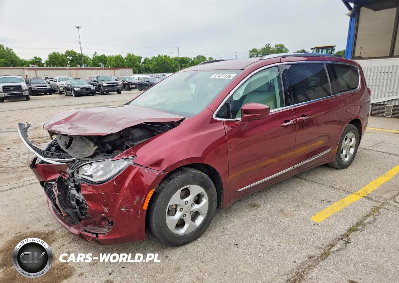 2017 Chrysler Pacifica Touring L Plus – zdjęcie 1 z 13