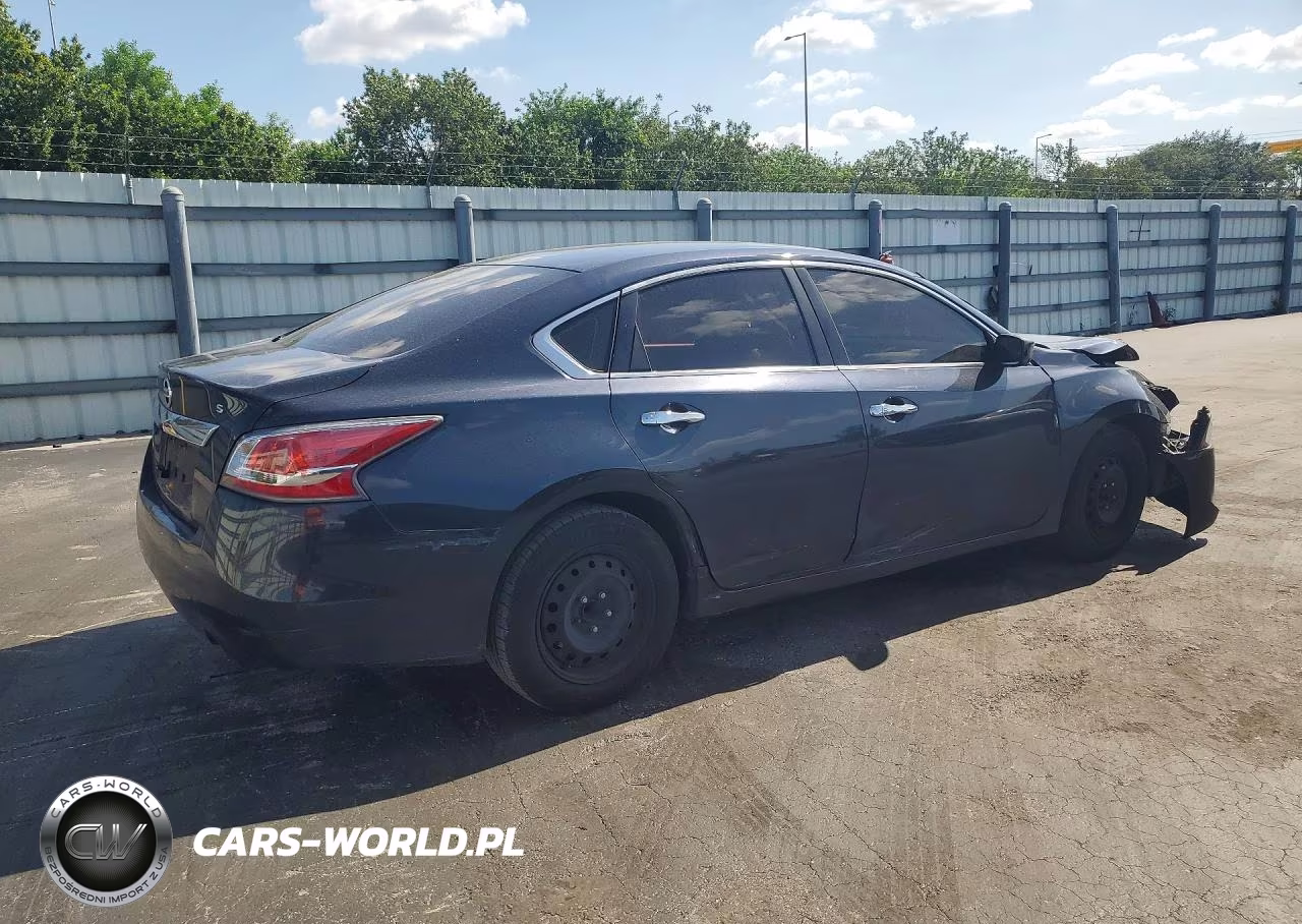 2015 Nissan Altima 2.5 S VIN:1N4AL3AP9FC139677 - 3