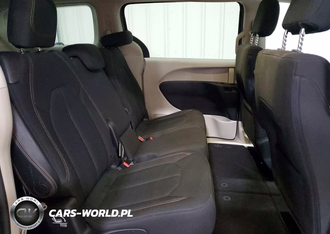 2017 Chrysler Pacifica Lx VIN:2C4RC1CG4HR578231 - 11