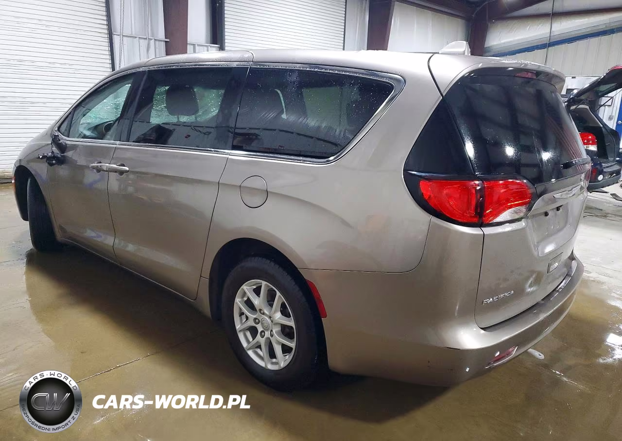 2017 Chrysler Pacifica Lx VIN:2C4RC1CG4HR578231 - 2