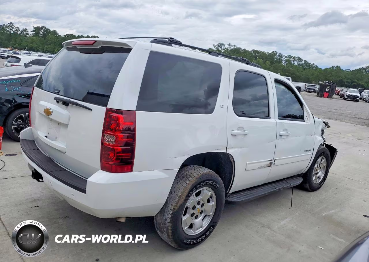 2013 Chevrolet Tahoe C1500 Lt VIN:1GNSCBE05DR300968 - 3