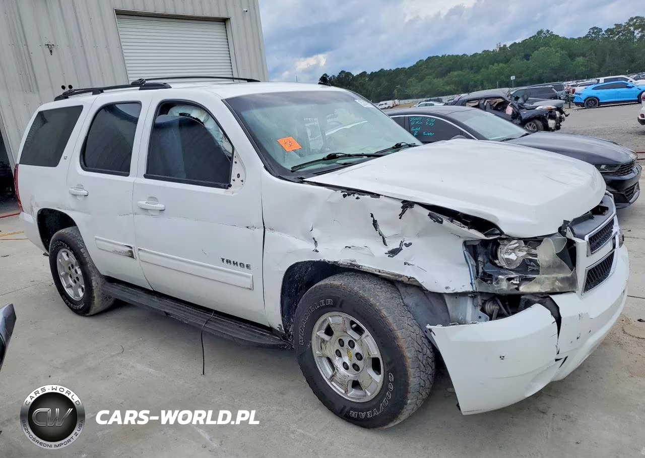 2013 Chevrolet Tahoe C1500 Lt VIN:1GNSCBE05DR300968 - 4