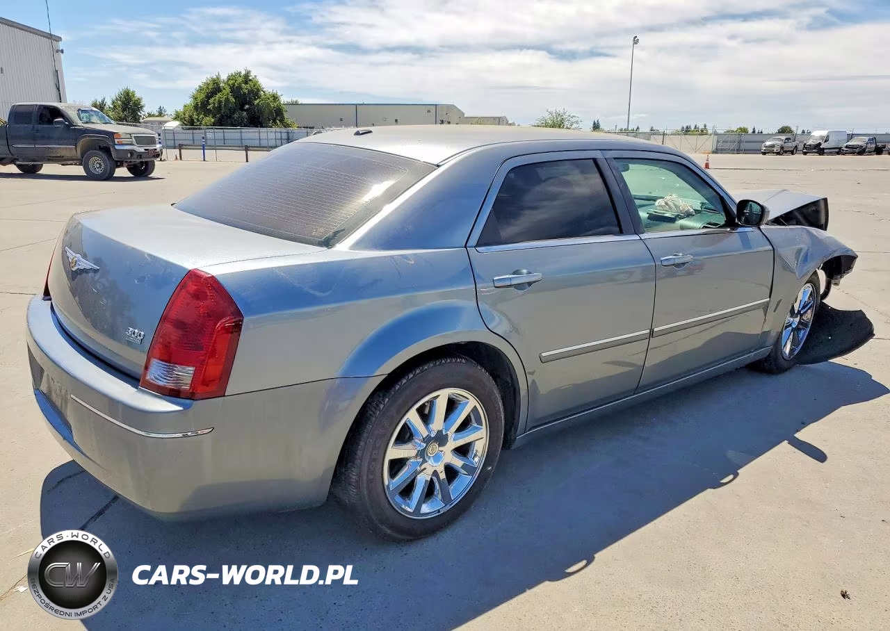 2007 Chrysler 300 Touring VIN:2C3LA53G27H707742 - 3