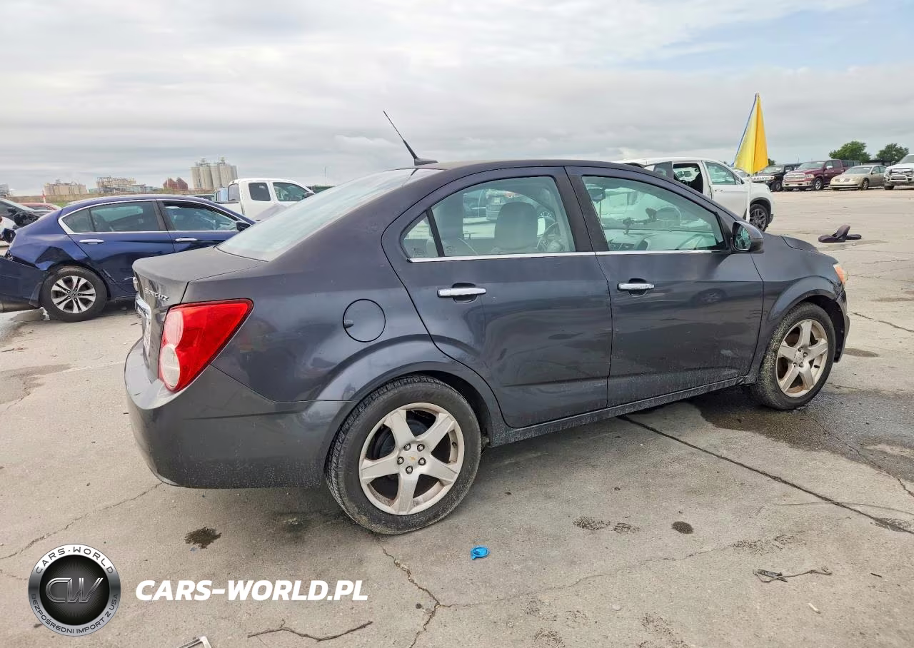 2012 Chevrolet Sonic Ltz VIN:1G1JE5SH9C4181756 - 3