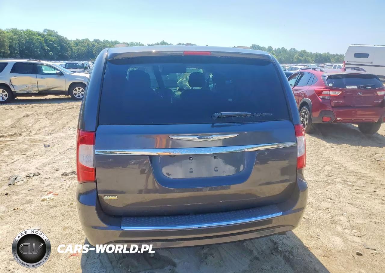 2016 Chrysler Town & Country Touring VIN:2C4RC1BG7GR173612 - 6
