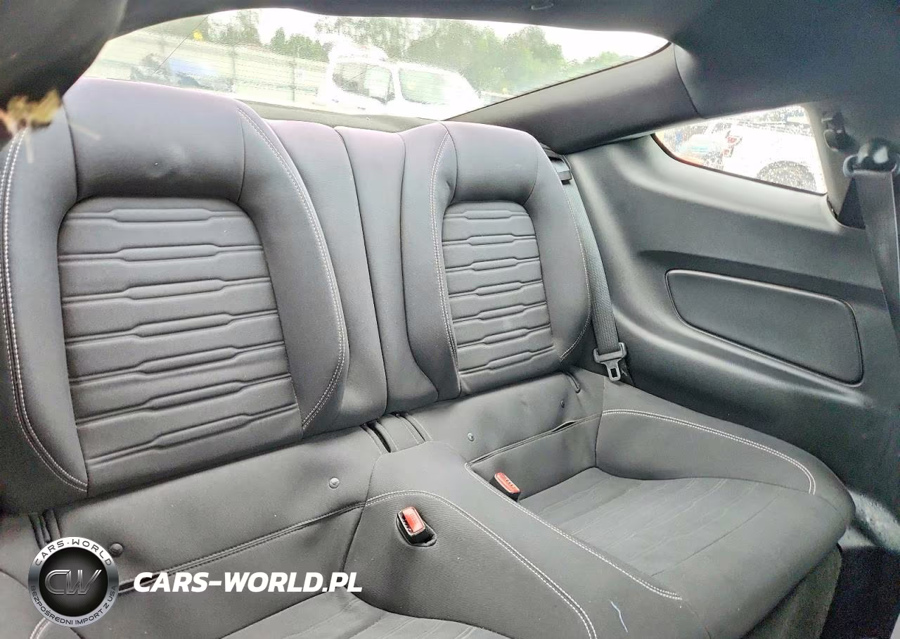 2017 Ford Mustang VIN:1FA6P8TH7H5262818 - 10