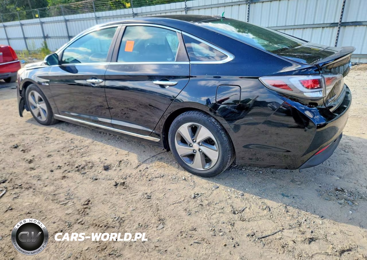 2016 Hyundai Sonata VIN:KMHE34L1XGA017719 - 2