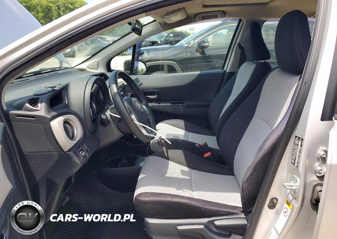 2013 Toyota Yaris 5-Door Le VIN:JTDKTUD30DD562524 - 7
