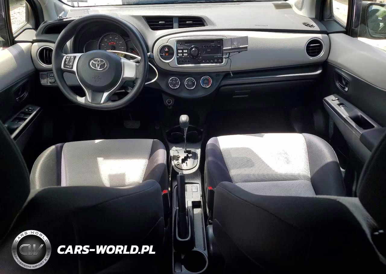 2013 Toyota Yaris 5-Door Le VIN:JTDKTUD30DD562524 - 8