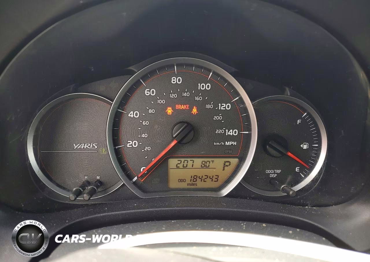 2013 Toyota Yaris 5-Door Le VIN:JTDKTUD30DD562524 - 9