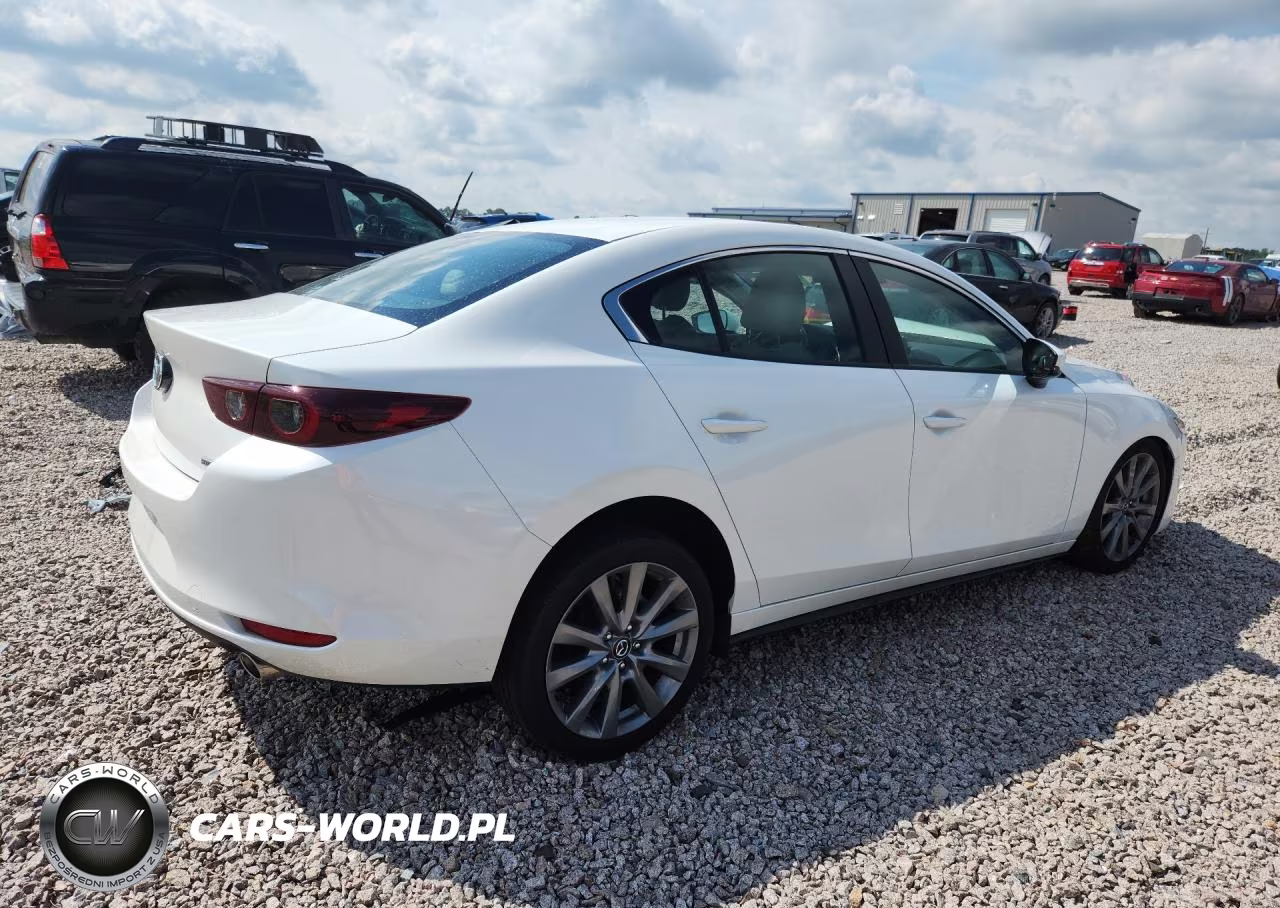 2024 Mazda 3 Preferred VIN:3MZBPACM1RM431933 - 3