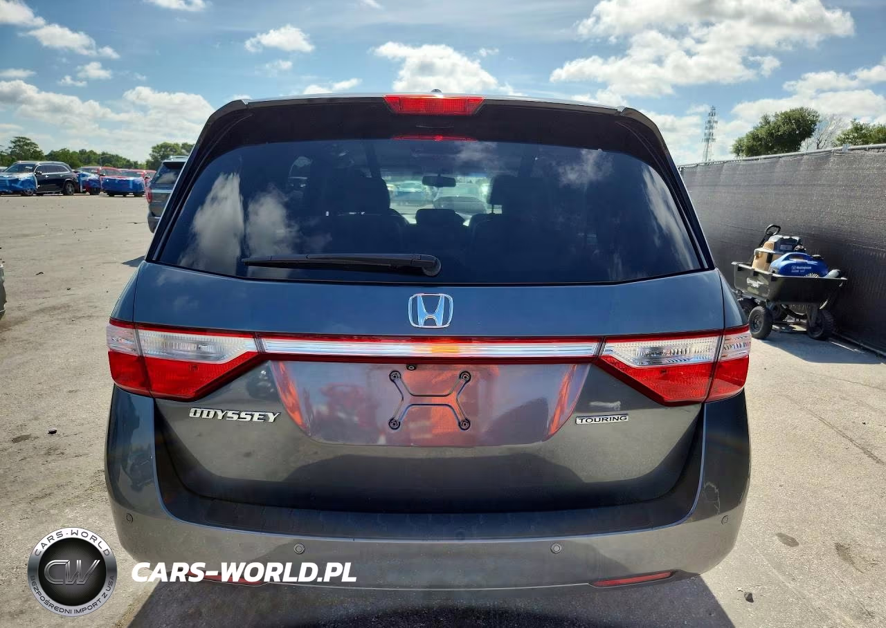 2011 Honda Odyssey Touring VIN:5FNRL5H92BB062227 - 6