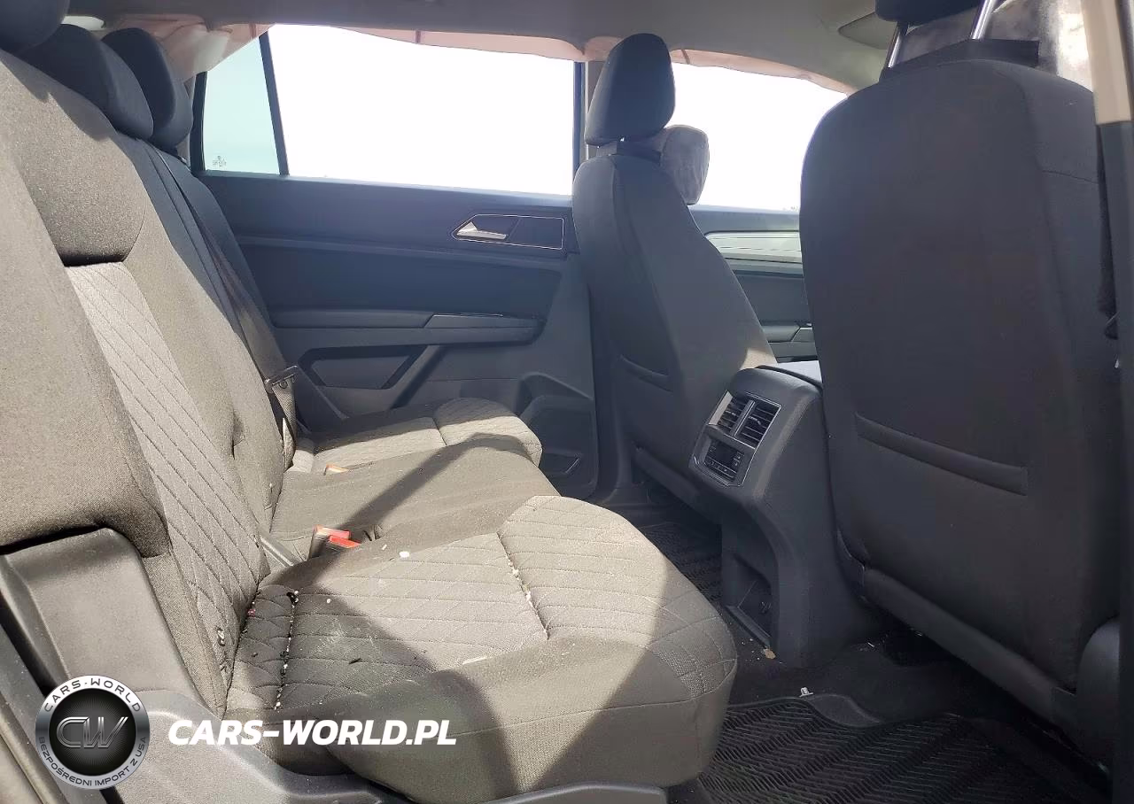 2019 Volkswagen Atlas VIN:1V2GR2CA9KC596715 - 10