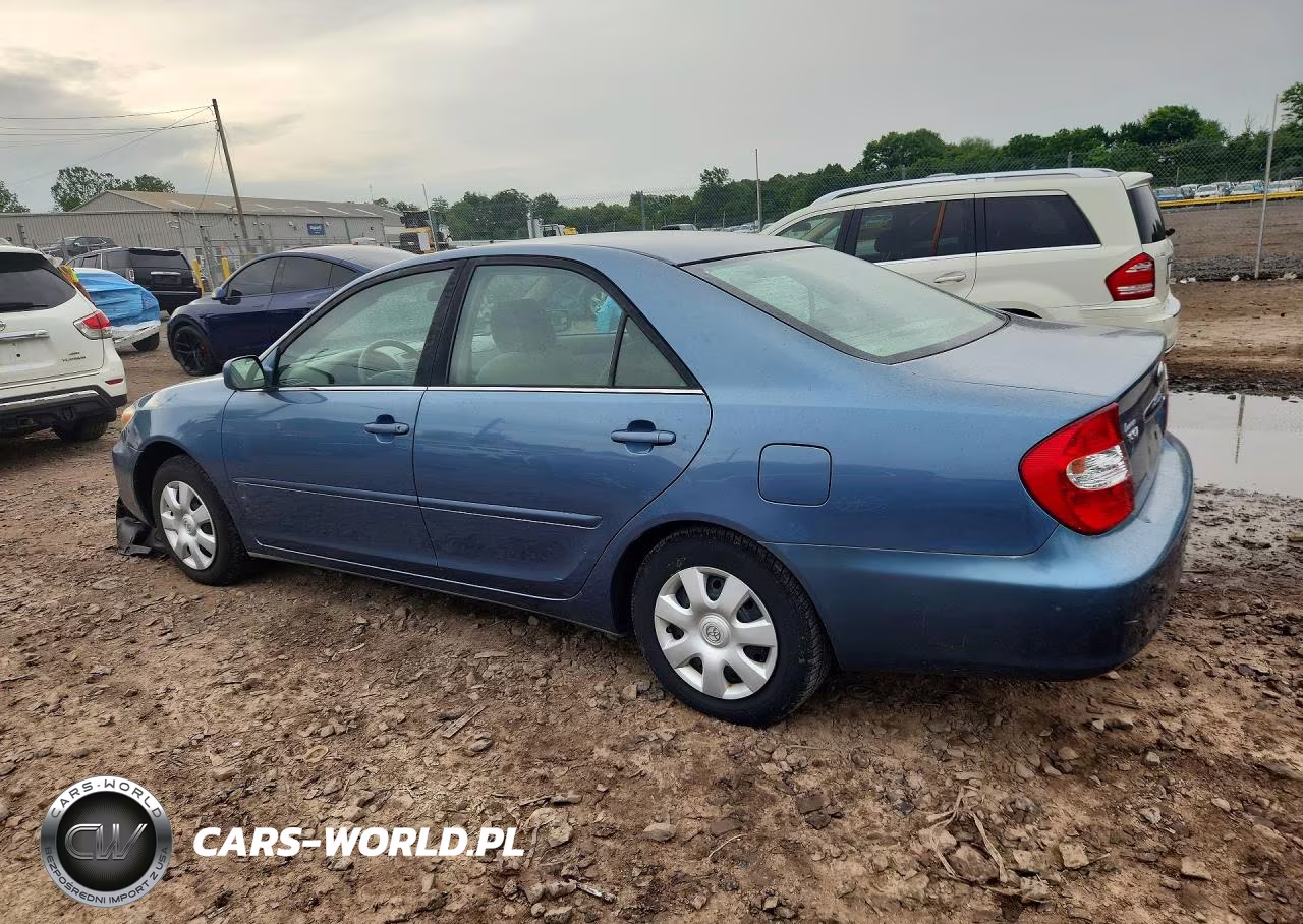 2002 Toyota Camry Le VIN:4T1BE32K42U511163 - 2