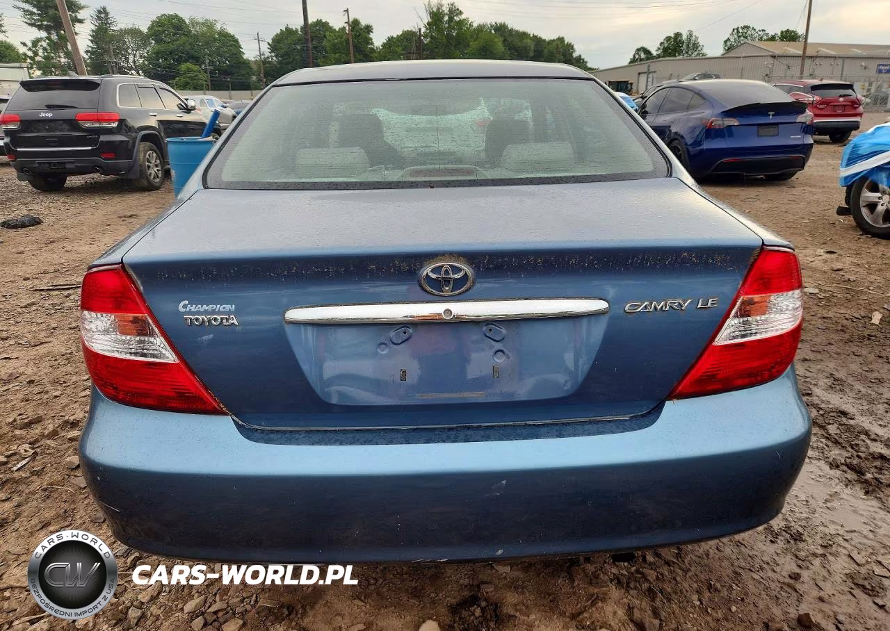 2002 Toyota Camry Le VIN:4T1BE32K42U511163 - 6
