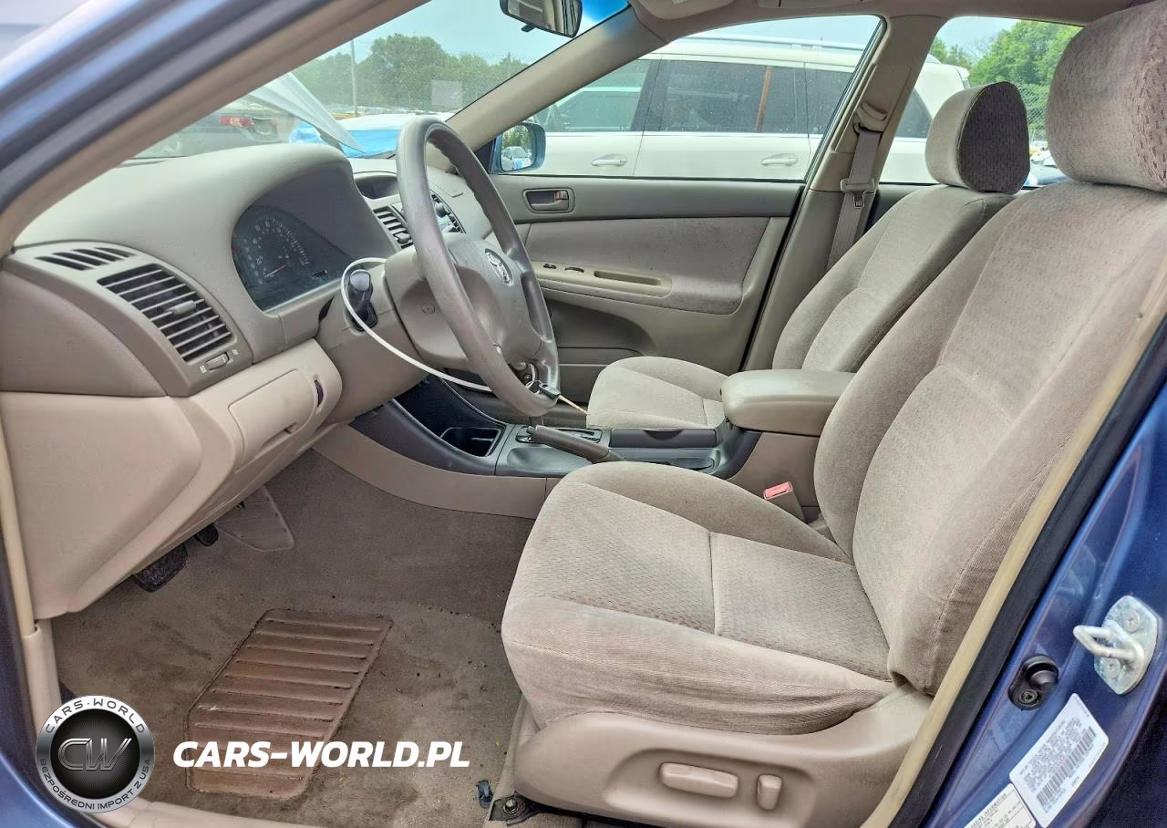 2002 Toyota Camry Le VIN:4T1BE32K42U511163 - 7