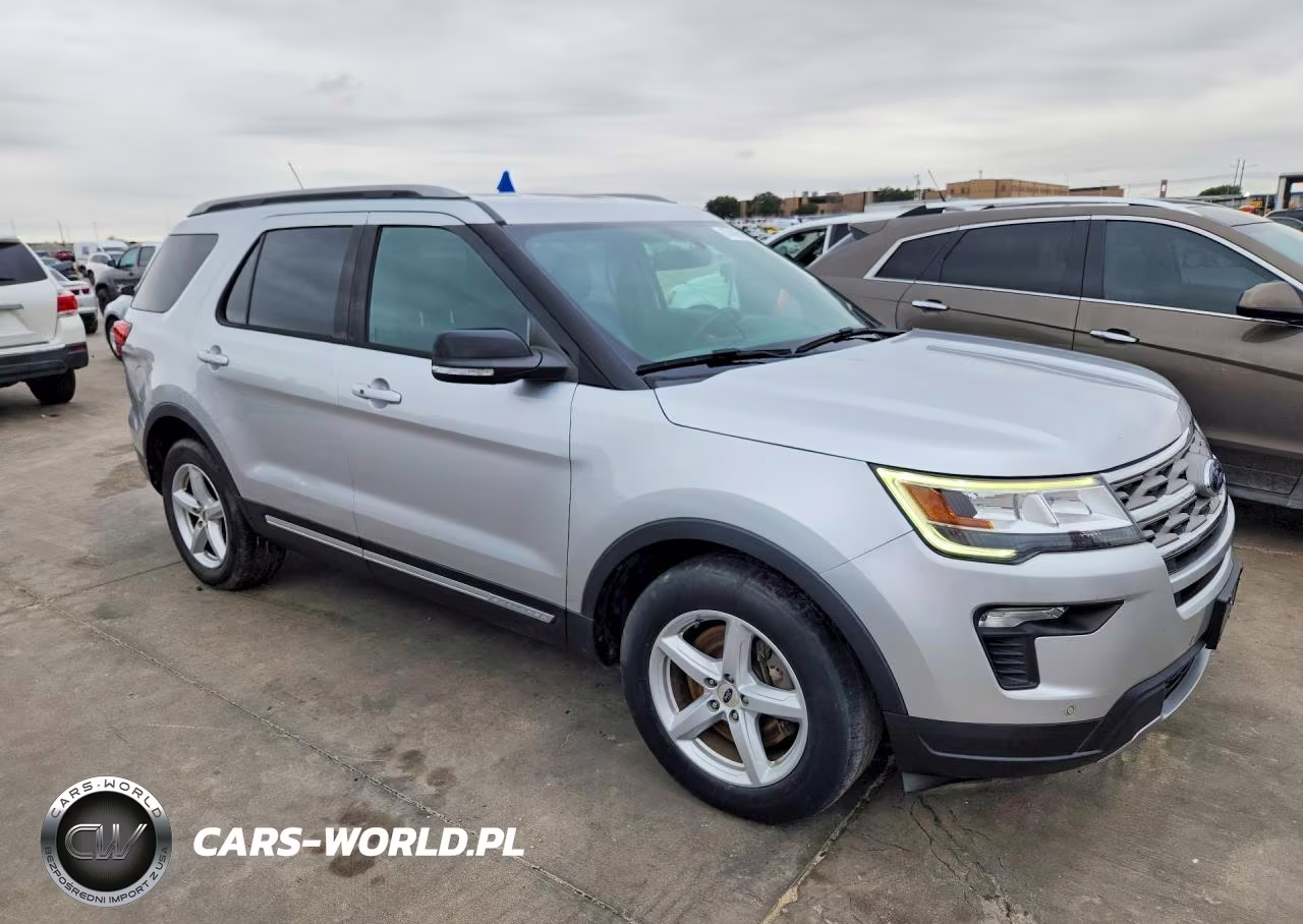 2018 Ford Explorer Xlt VIN:1FM5K7D89JGA40963 - 4