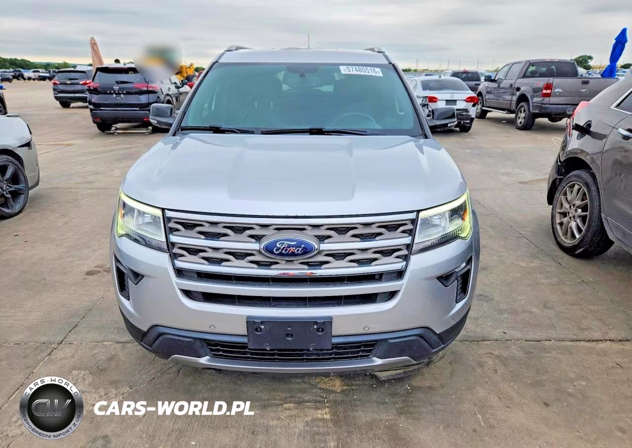 2018 Ford Explorer Xlt VIN:1FM5K7D89JGA40963 - 5