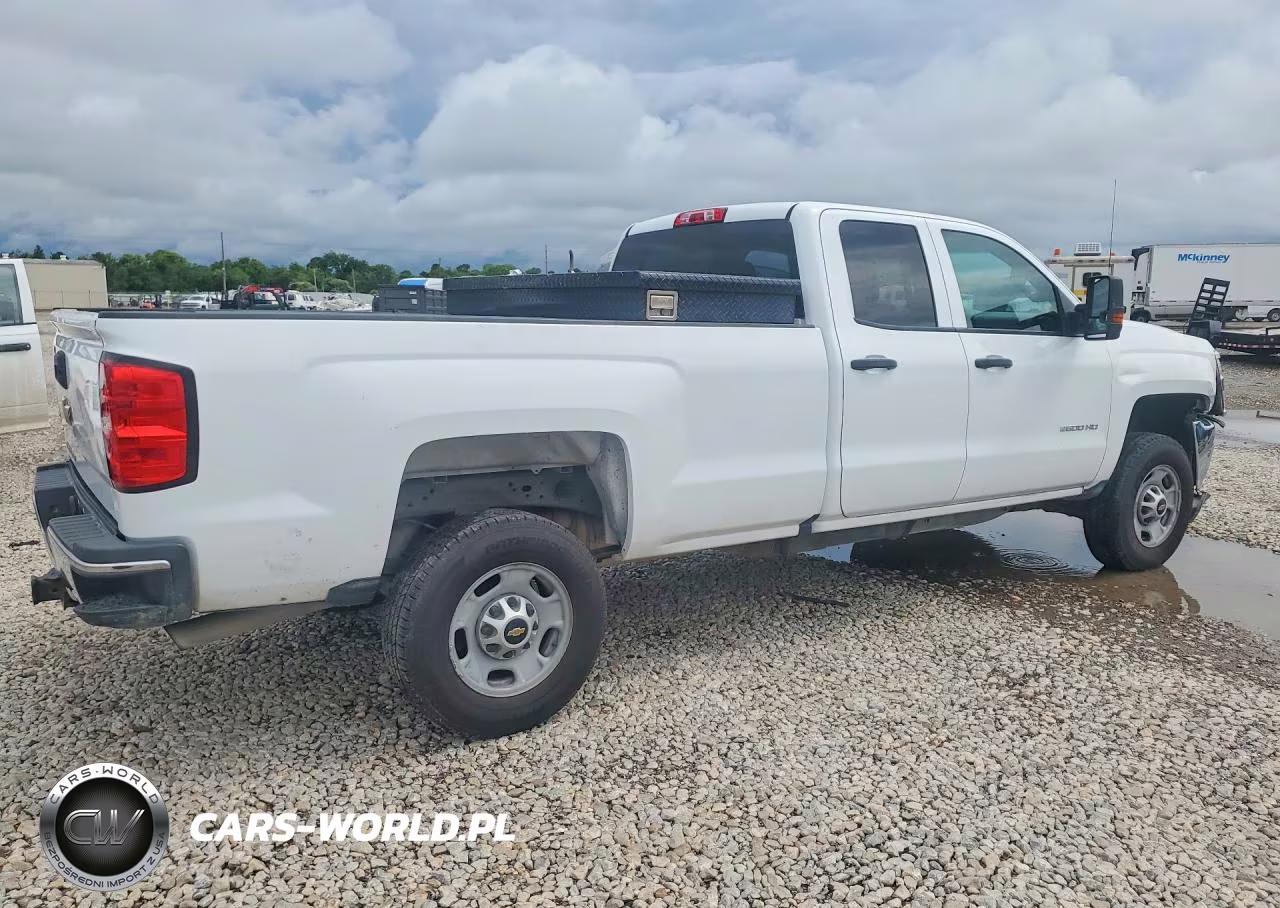 2016 Chevrolet Silverado C2500 Heavy Duty VIN:1GC2CUEG4GZ389504 - 3