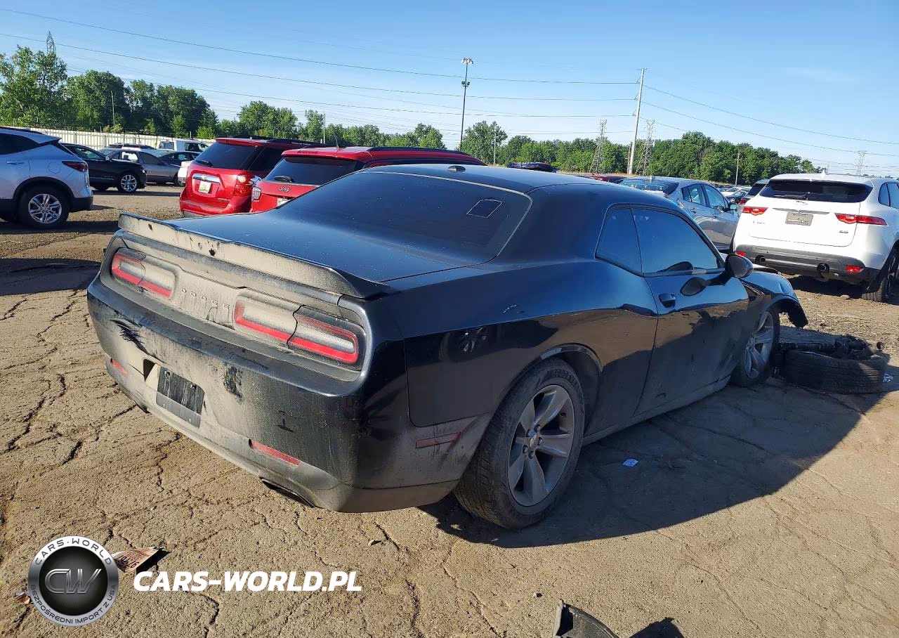 2019 Dodge Challenger Sxt VIN:2C3CDZAG4KH656285 - 3