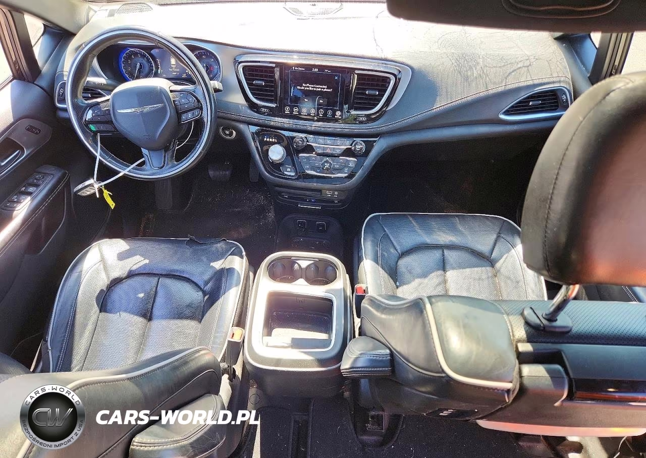 2019 Chrysler Pacifica Limited VIN:2C4RC1GGXKR605403 - 8
