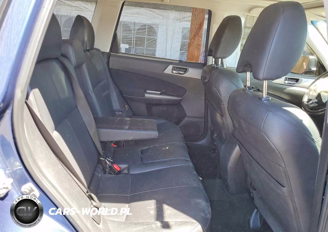 2012 Subaru Forester Touring VIN:JF2SHAGC0CH462122 - 10