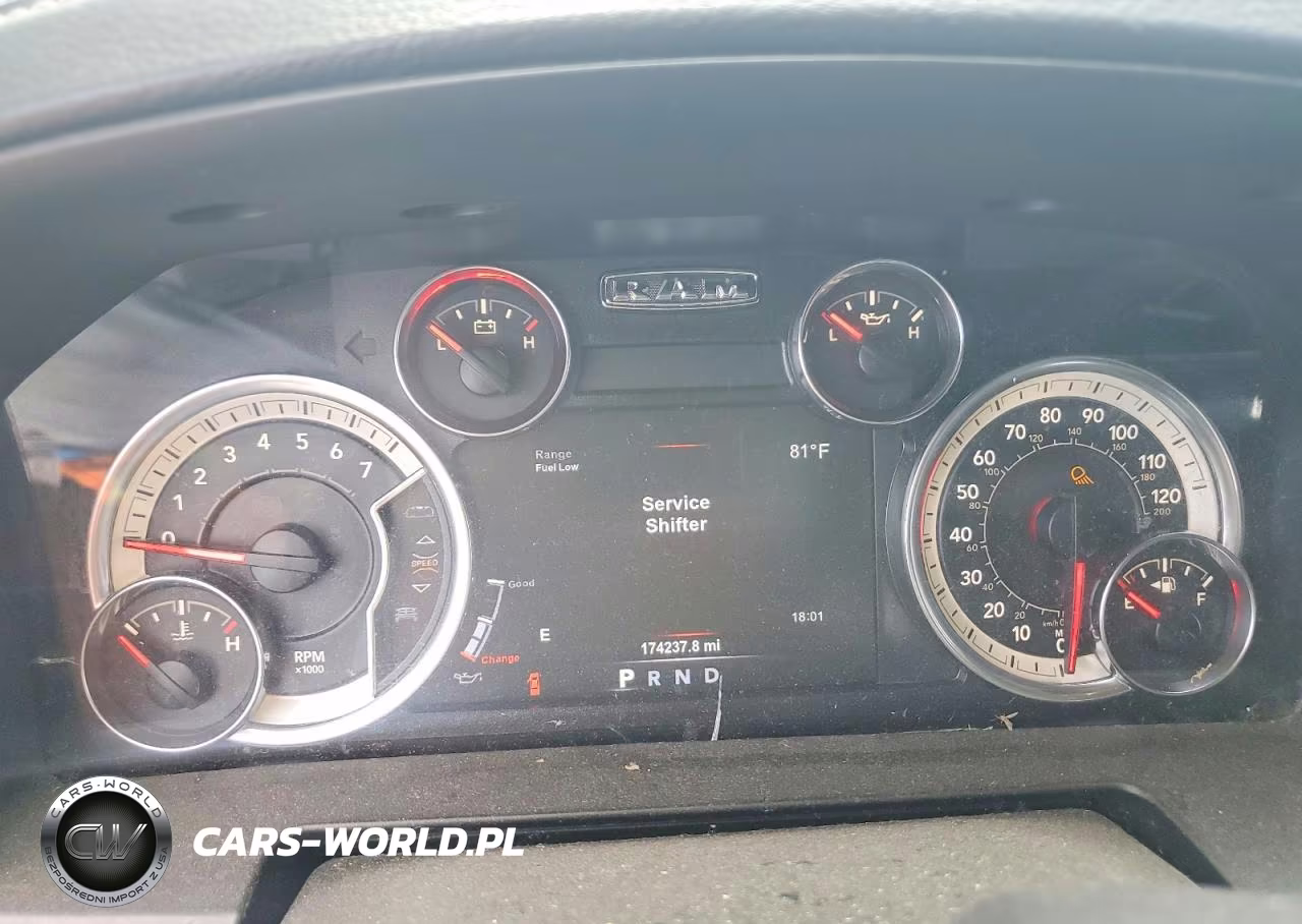 2018 Ram 1500 Sport VIN:1C6RR7MT4JS242992 - 9