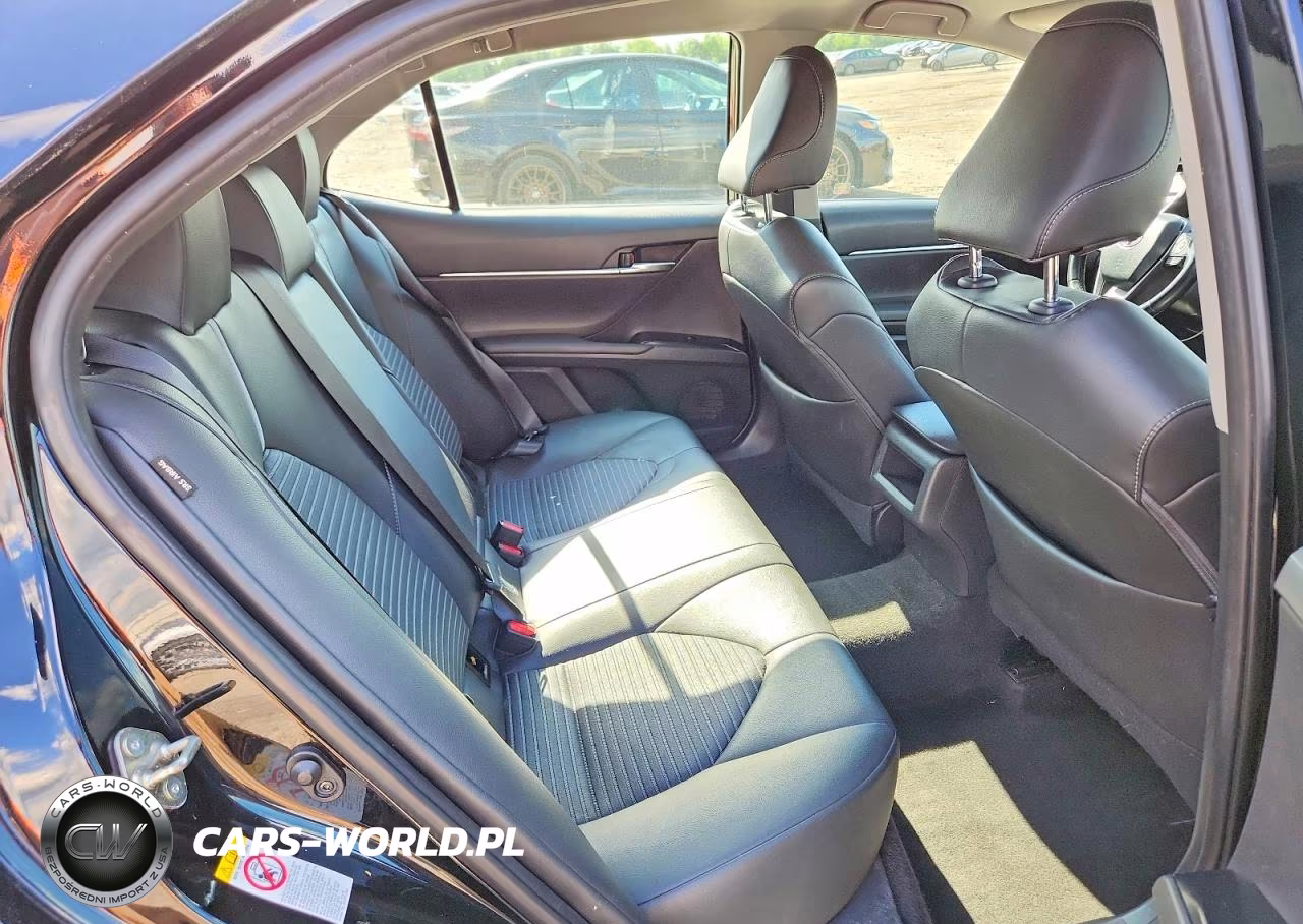 2018 Toyota Camry Se VIN:4T1B11HK7JU581066 - 10