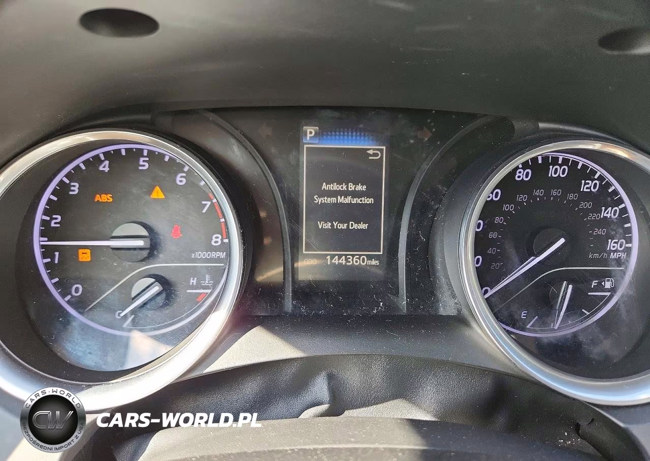 2018 Toyota Camry Se VIN:4T1B11HK7JU581066 - 9