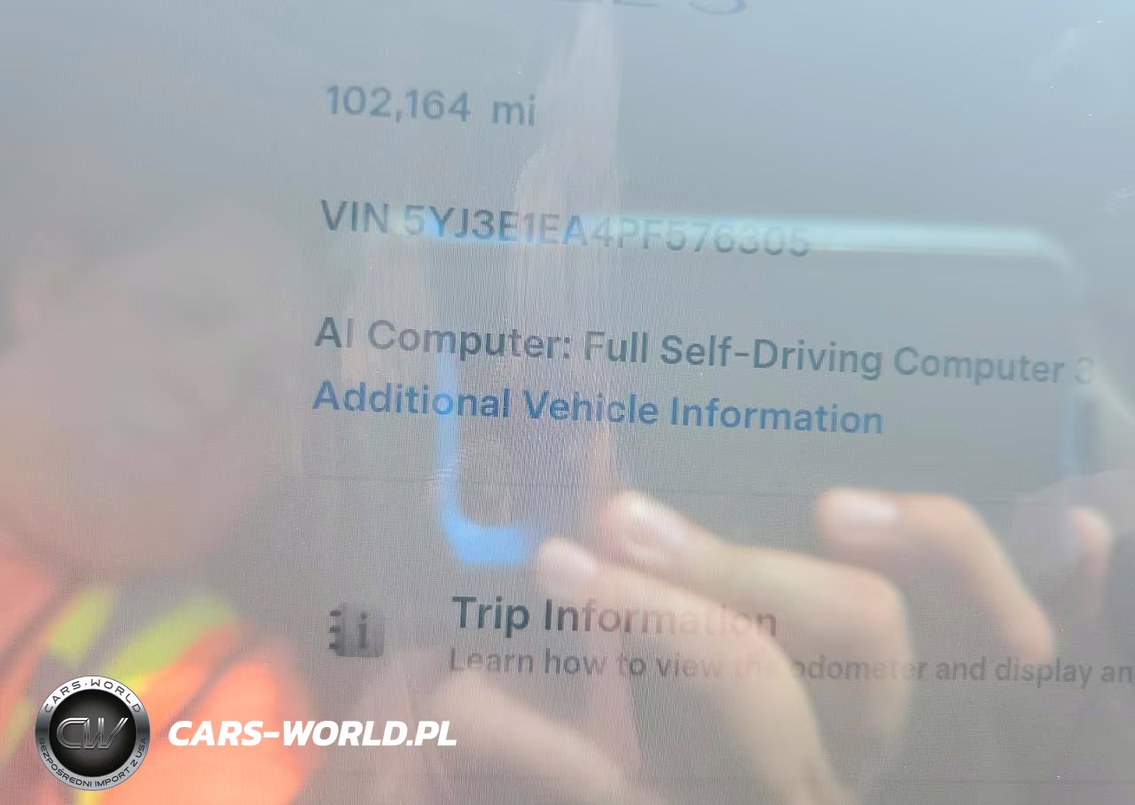 2023 Tesla Model 3 VIN:5YJ3E1EA4PF576305 - 9