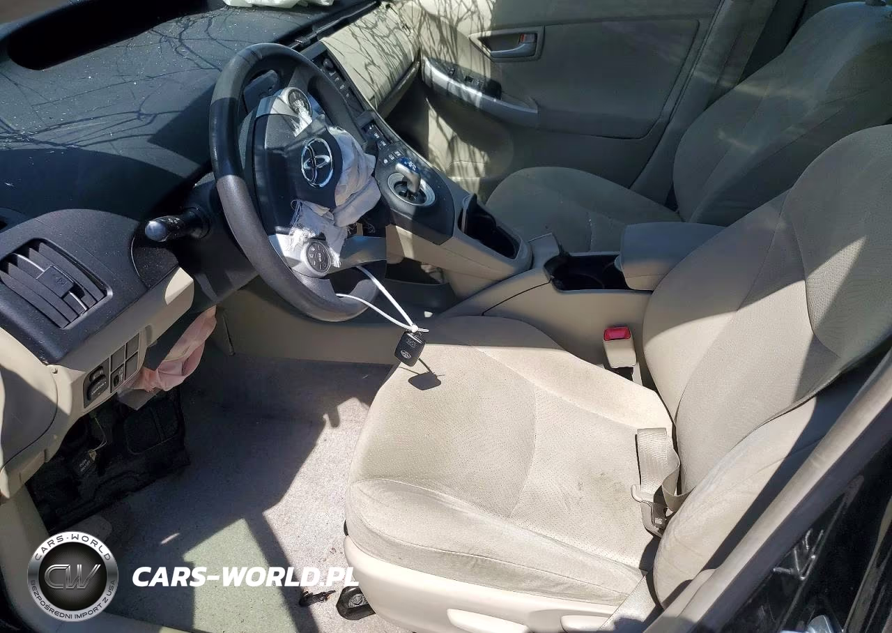 2011 Toyota Prius Two VIN:JTDKN3DU9B5333294 - 7