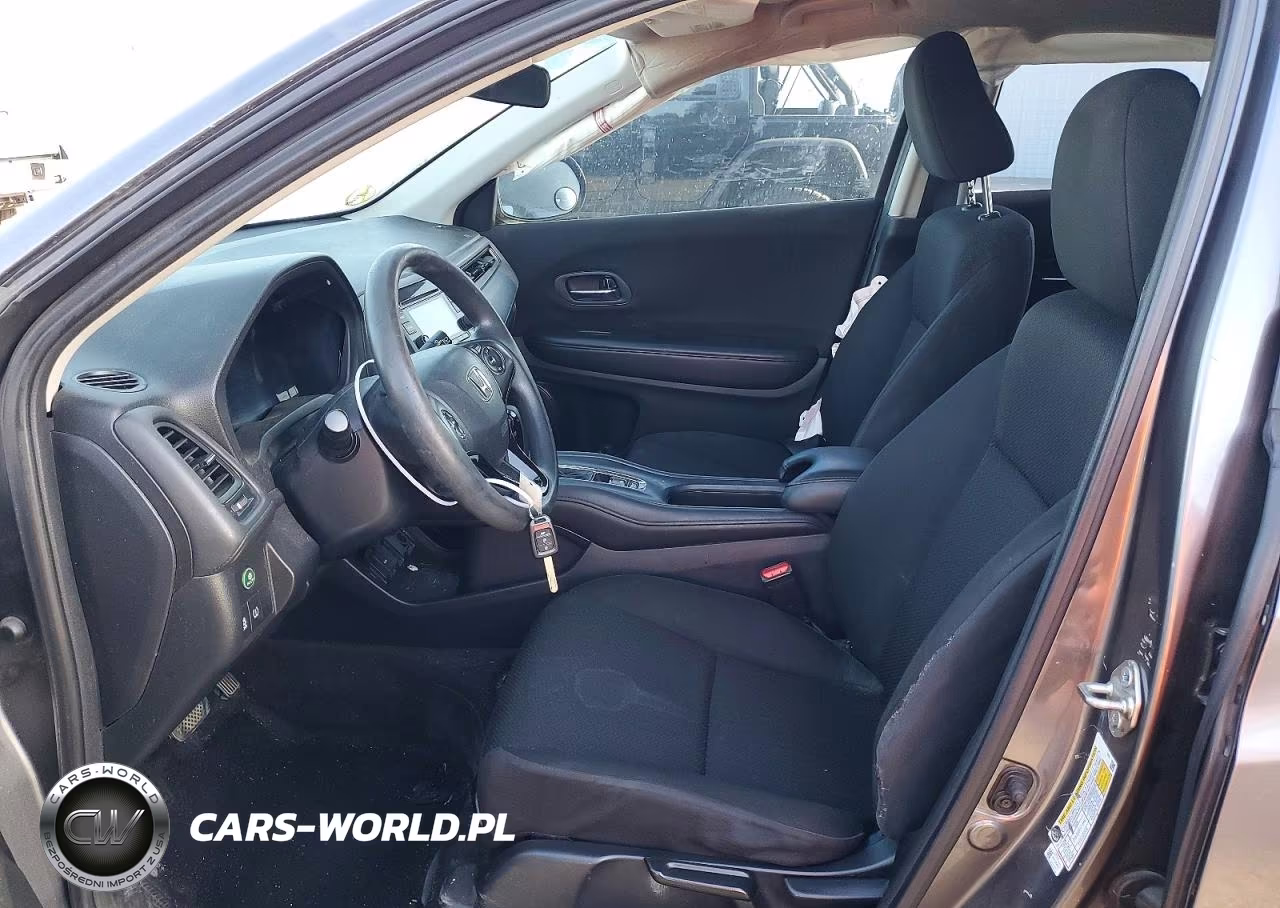 2018 Honda Hr-V Lx VIN:3CZRU5H37JM719391 - 7
