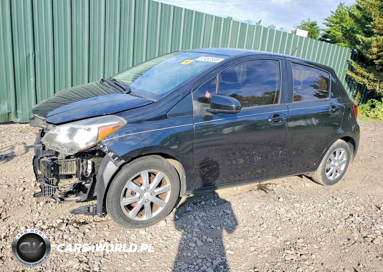 2015 Toyota Yaris 5-Door Le – zdjęcie 1 z 12